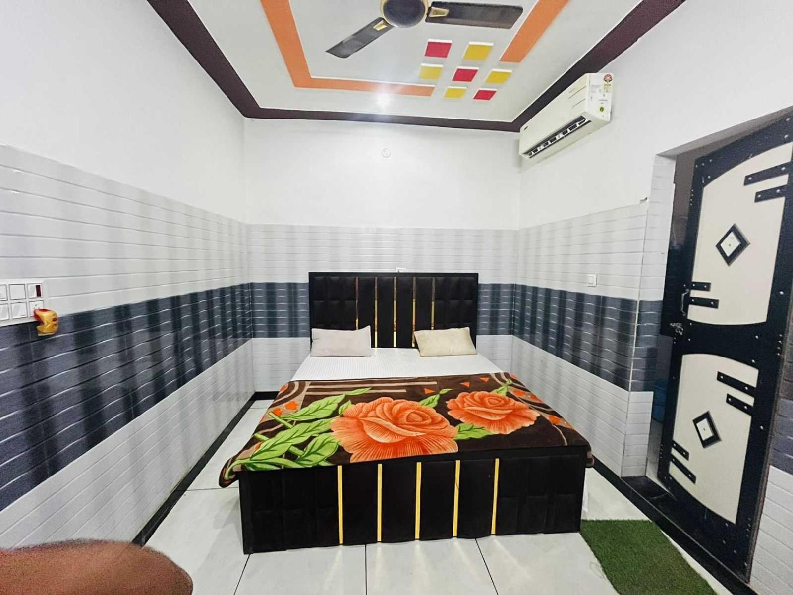 Spot On Hotel Masuri 密拉特 外观 照片